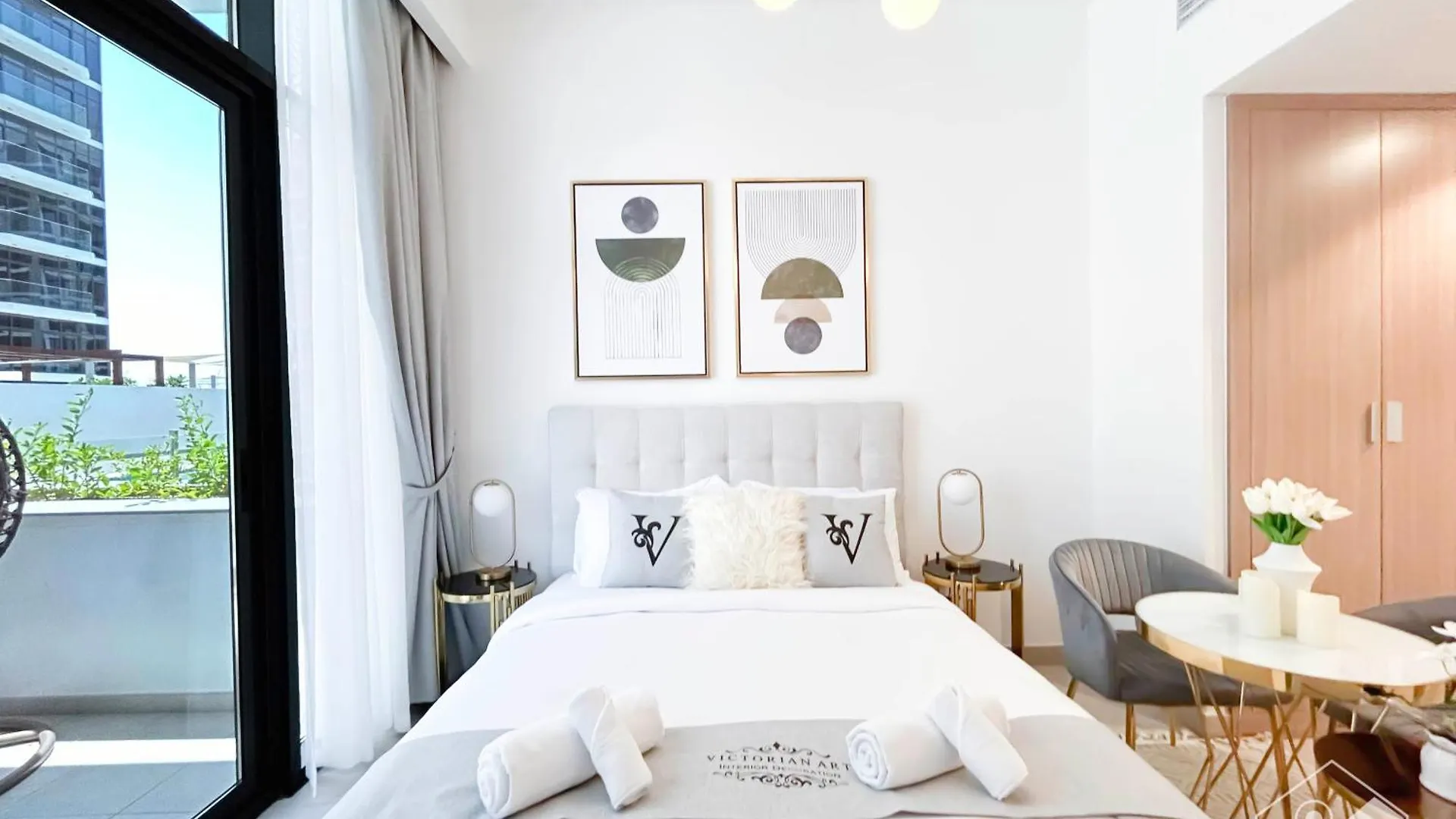 Charming Studio With Balcony In Azizi Riviera Dubai Apartment